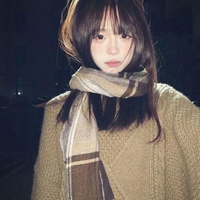 悄悄跟着我