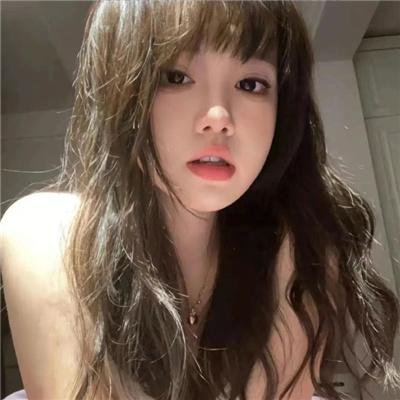 女皇陵下的风流娘们